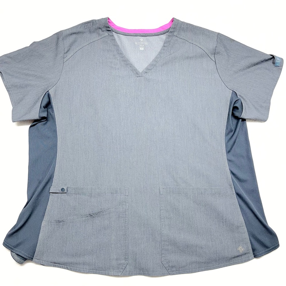 Med Couture Touch Collection Gray Scrub Top Woman’s Plus Size 3XL